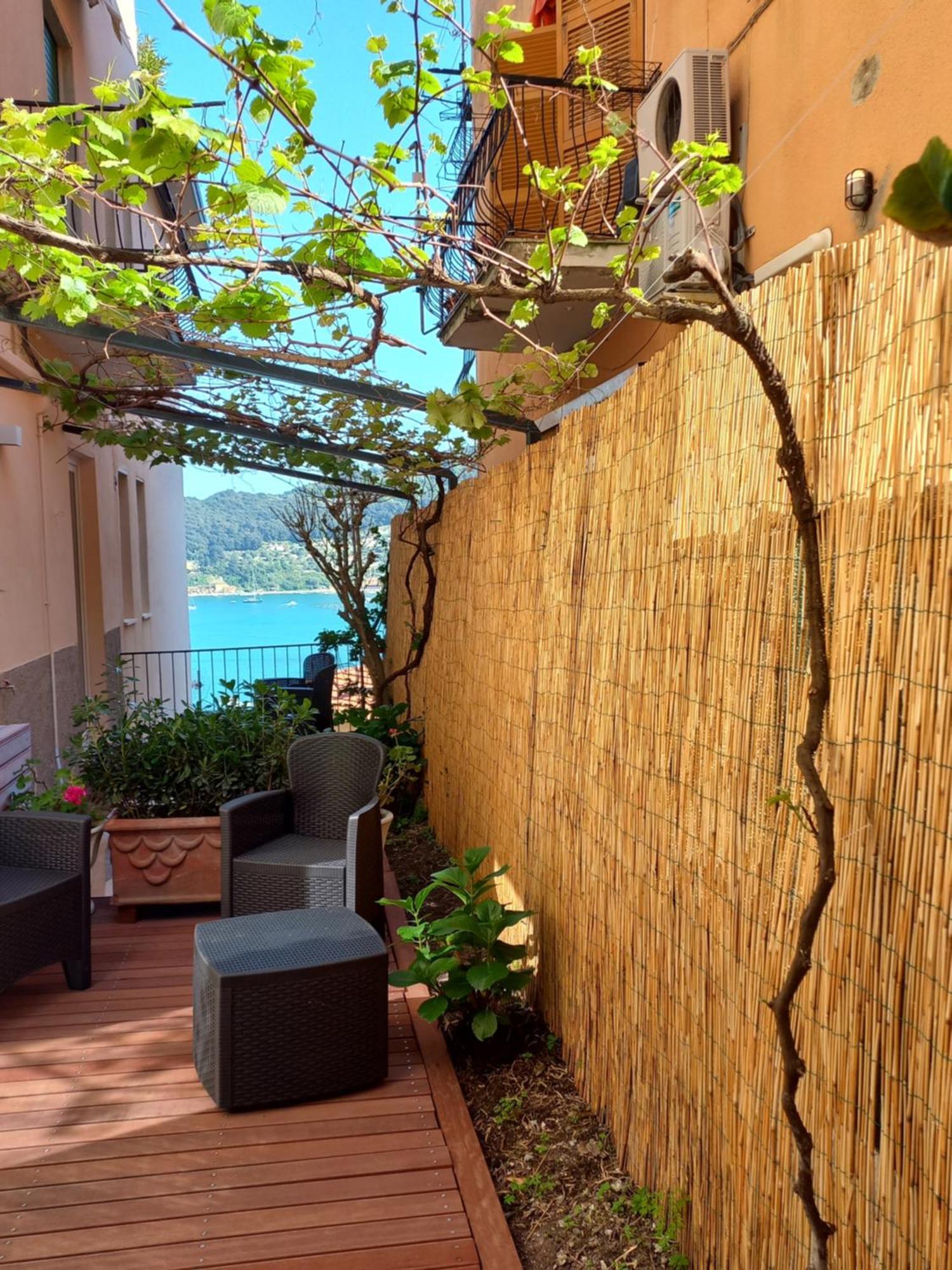 Casa Vacanze Ibiscus Porto Venere Exterior foto